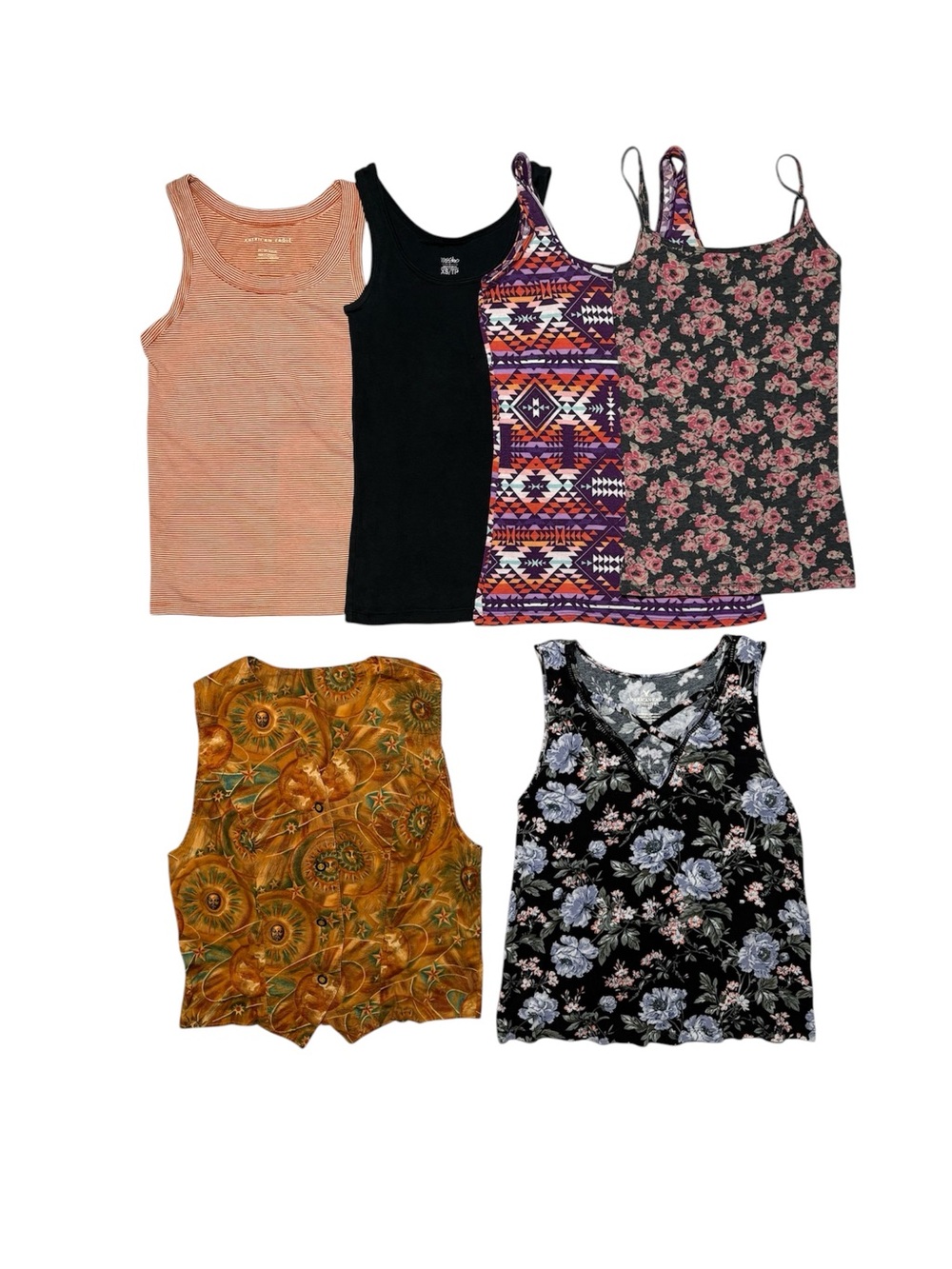 bundle of 53 women’s summer clothes size XS, tops, bottoms, swimsuits - Picture 4 of 15
